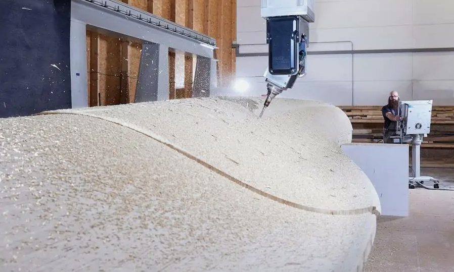 Le pale eoliche in legno offrono un’opzione più sostenibile