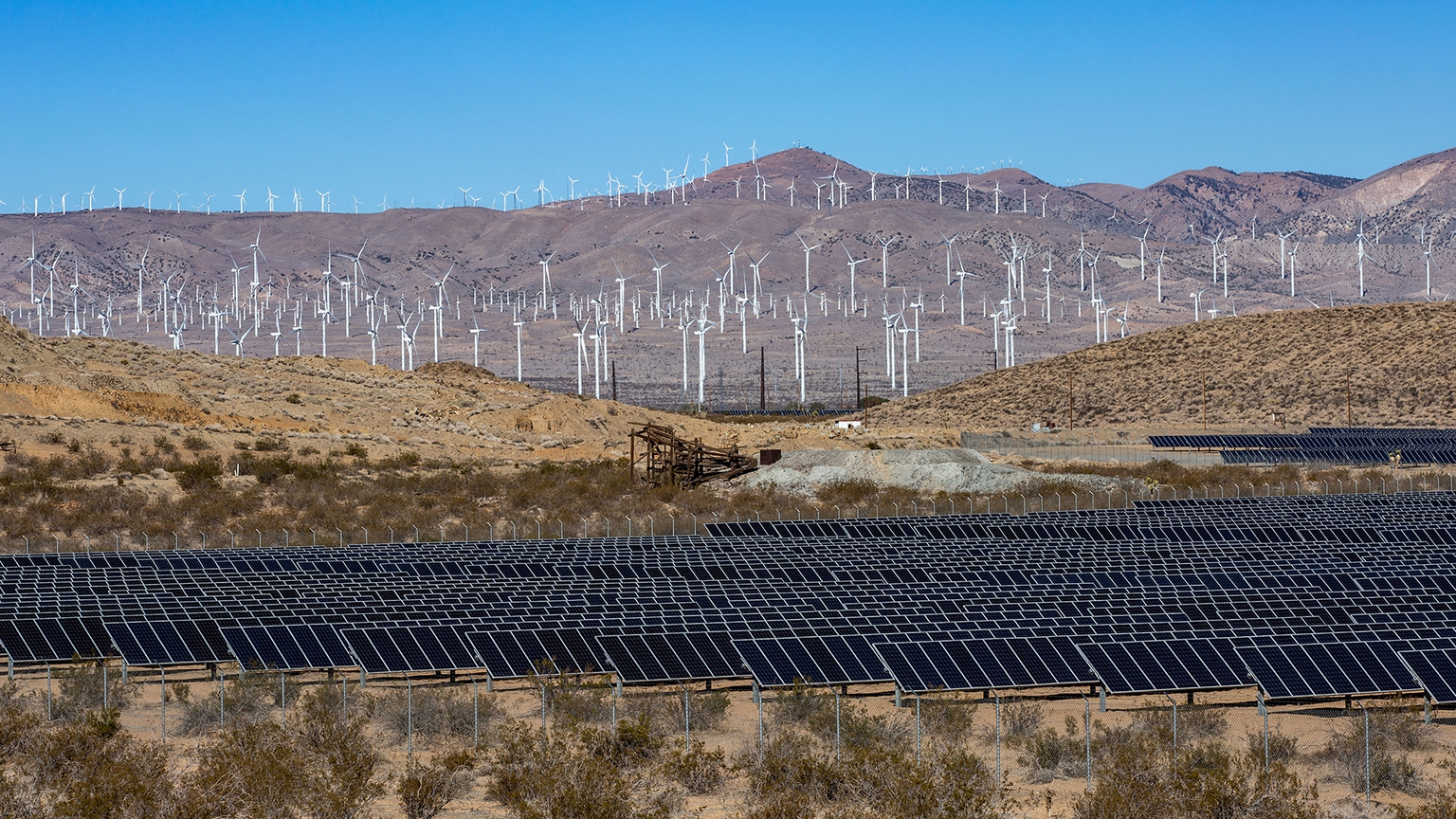 California, la rete elettrica rinnovabile supera il test di affidabilità nell’ondata record di calore