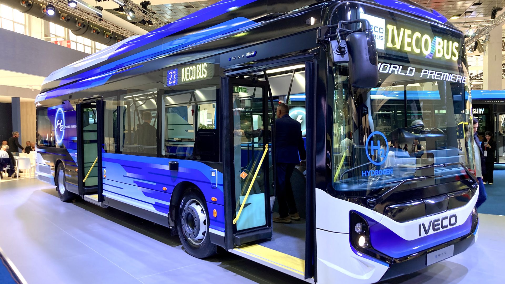 Abruzzo, parte la sperimentazione di bus pubblici alimentati a idrogeno