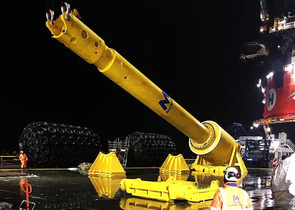 Menck presenta un martello eolico più pesante per l’infissione di monopali offshore