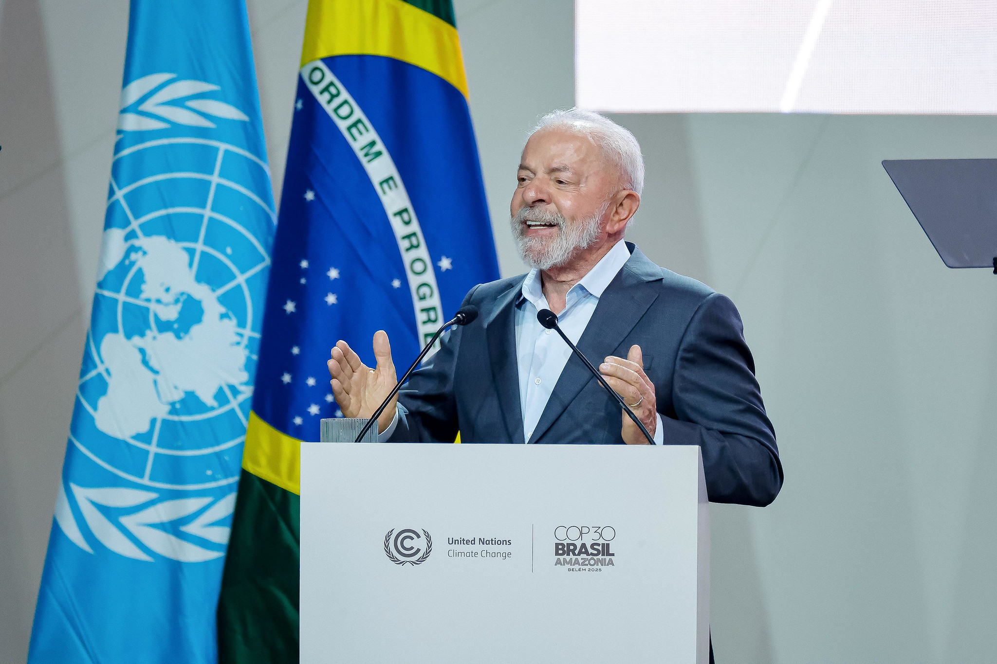 Lula ordina una roadmap per ridurre l’uso dei combustibili fossili in Brasile