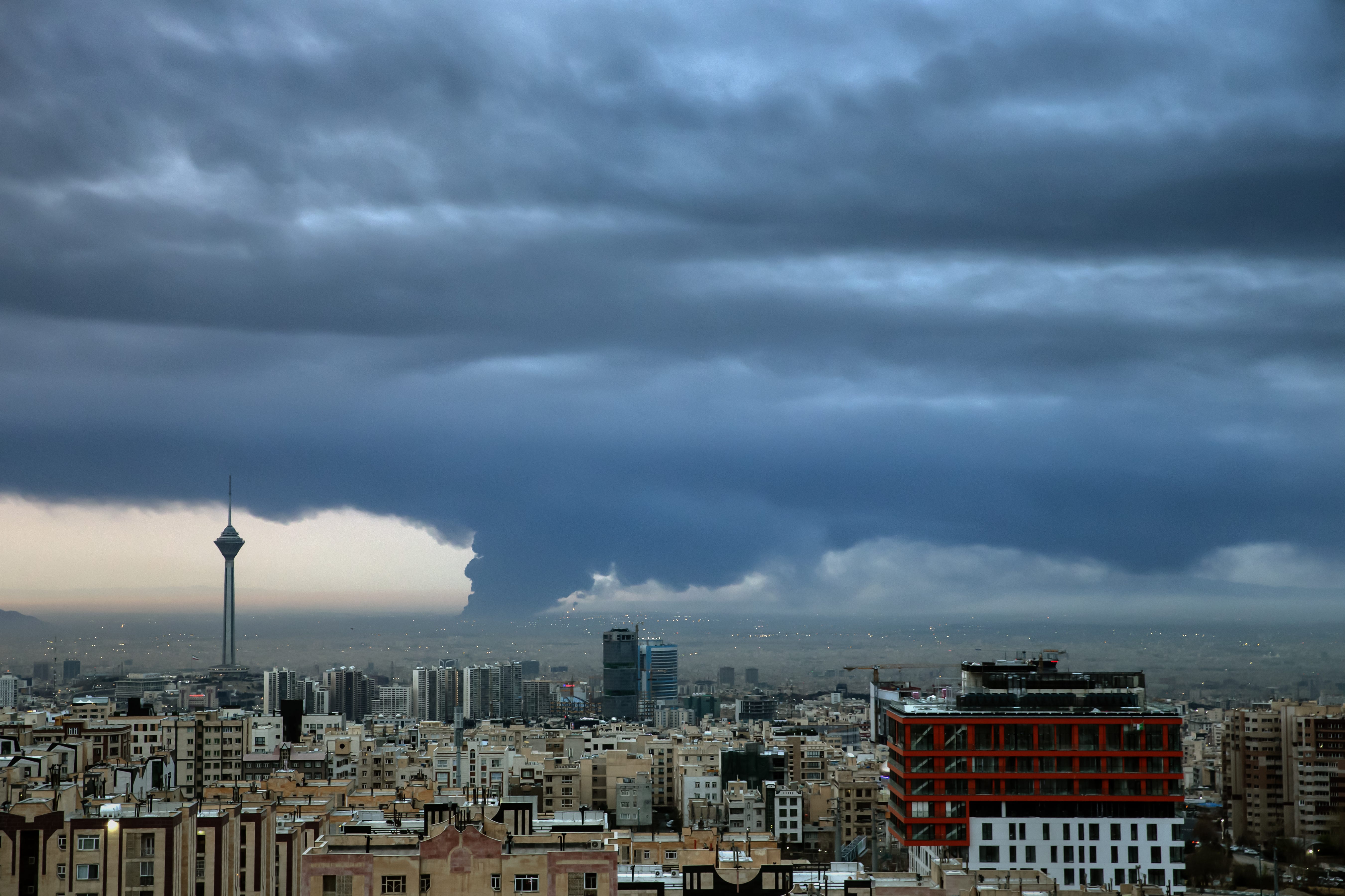 Una nube oscura e mortale su Teheran e su un’America vergognosa